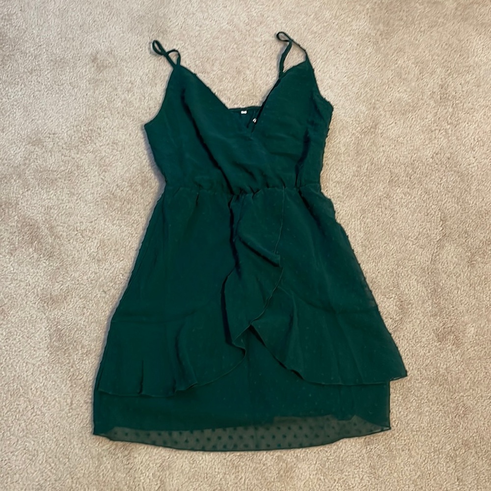 Elegant Green Sleeveless Dress